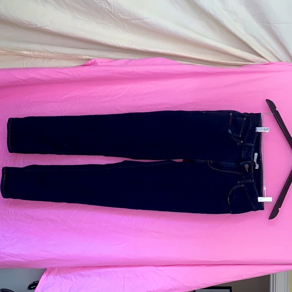 Woman’s size 10 jeans